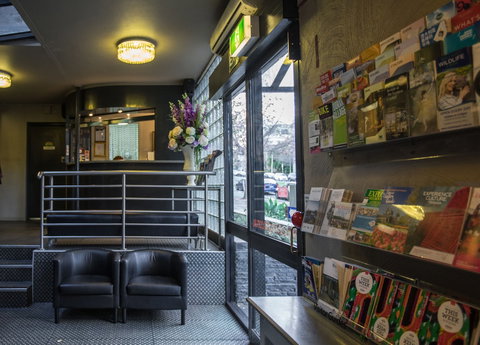 Albert Heights Serviced Apartments - Accommodation QLD 0