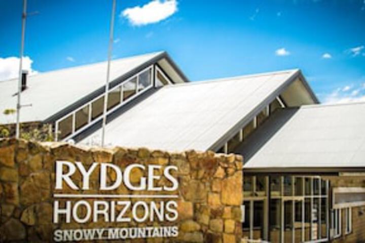Kosciuszko NSW Accommodation QLD