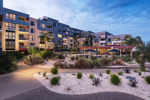 The Esplanade Resort And Spa - Accommodation QLD 2