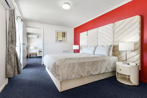 Highpoint International - Accommodation QLD 3