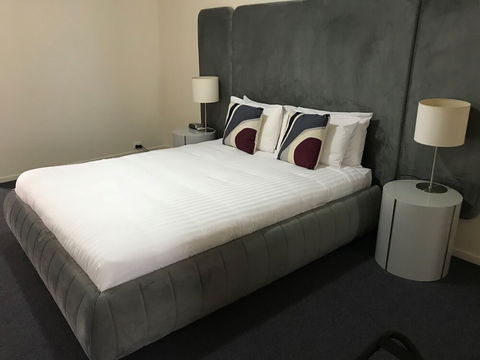 Highpoint International - Accommodation QLD 4