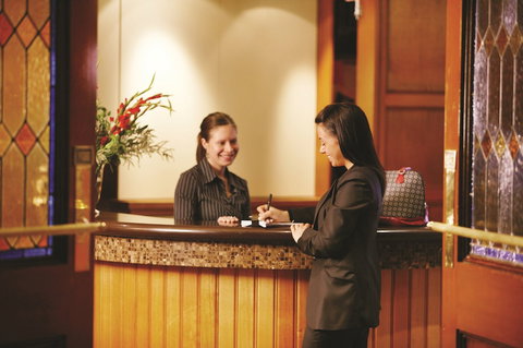 Hotel Bruce County - Accommodation QLD 6