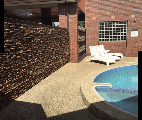 Hotel Bruce County - Accommodation QLD 3