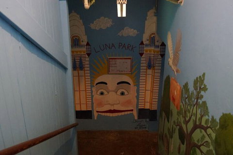 Maze Backpackers - Accommodation QLD 3