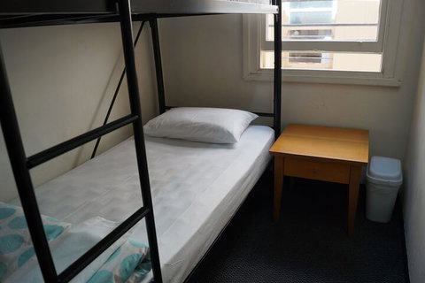 Maze Backpackers - Accommodation QLD 7