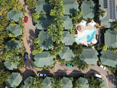 Palms City Resort - Accommodation QLD 1