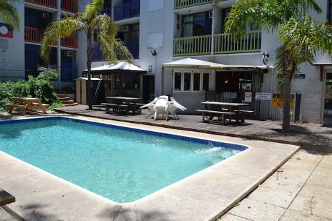 Billabong Backpackers Resort - Accommodation QLD 1
