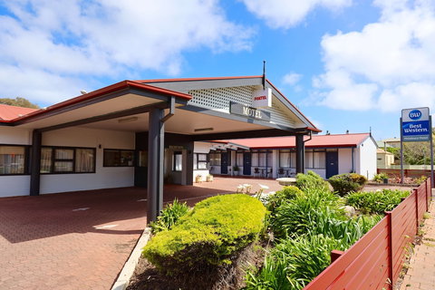 Best Western Melaleuca Motel - Accommodation QLD 3
