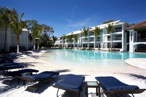 Peppers Beach Club - Accommodation QLD 3