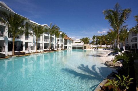 Peppers Beach Club - Accommodation QLD 5