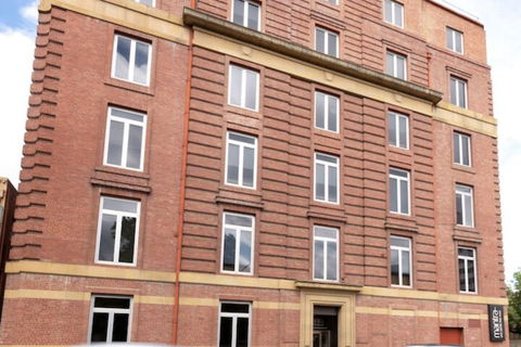 Mantra One Sandy Bay Road - Accommodation QLD 2