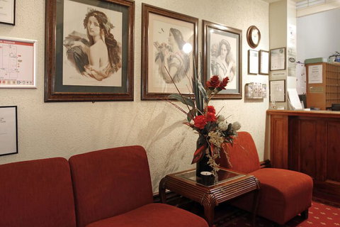 Hotel Claremont Guest House - Accommodation QLD 5