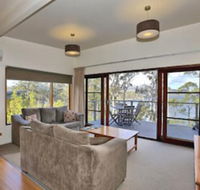 Stewarts Bay Lodge - Accommodation QLD