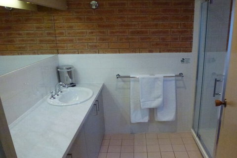 Colonial Motor Inn Bairnsdale - Accommodation QLD 6