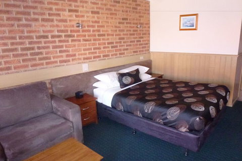 Colonial Motor Inn Bairnsdale - Accommodation QLD 7