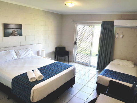 Cardwell Beachcomber Motel And Tourist Park - Accommodation QLD 3