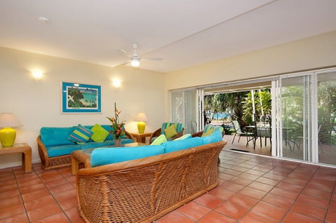 Balboa Holiday Apartments - Accommodation QLD 3