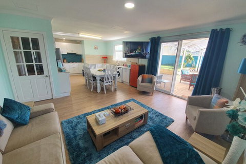 Palm Beach Guest House - Accommodation QLD 4