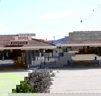 Top Of The Town Motel - Accommodation QLD