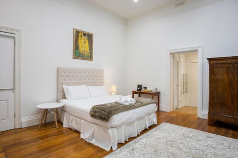 Roxburgh House Apartments - Accommodation QLD 1