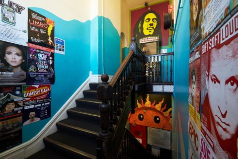 Old Fire Station Backpackers - Accommodation QLD 4