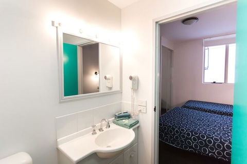 Hobart Central YHA - Accommodation QLD 5