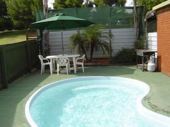 Country Roads Motor Inn Narrandera - Accommodation QLD 4