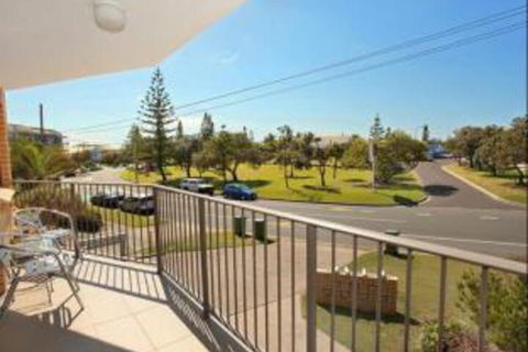 Pacific 1 / 103 - Accommodation QLD 0