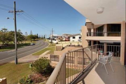 Pacific 1 / 103 - Accommodation QLD 1