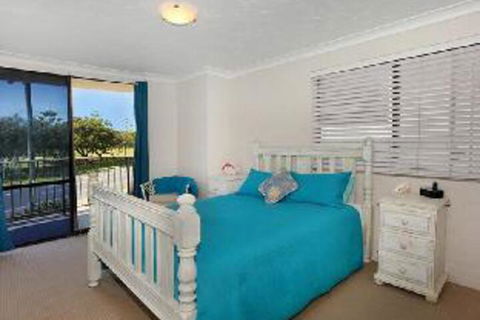 Pacific 1 / 103 - Accommodation QLD 5
