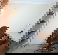 Accommodate Canberra - The Avenue - Accommodation QLD