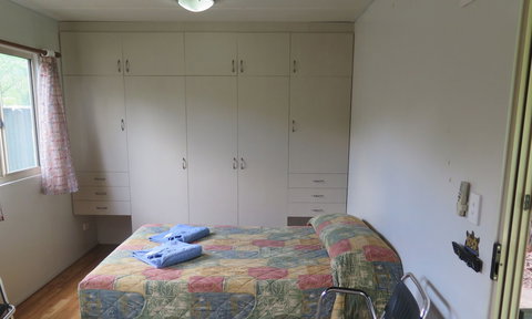 Batchelor Holiday Park - Accommodation QLD 6