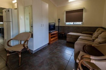 Batchelor Holiday Park - Accommodation QLD 3