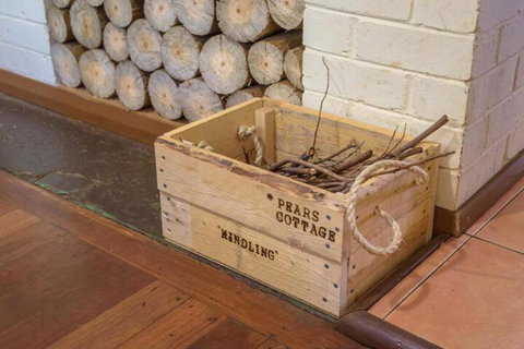 Lewana Cottages - Accommodation QLD 4