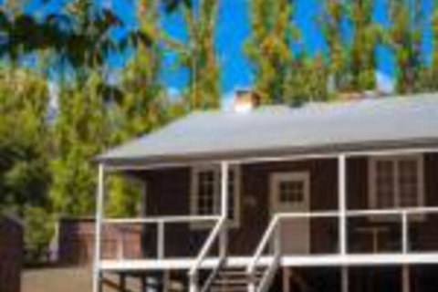 Lewana Cottages - Accommodation QLD 0