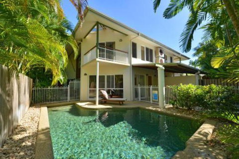 Four Mile Beach Retreat - Accommodation QLD 6