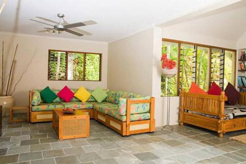Rocky Point Retreat - Accommodation QLD 3
