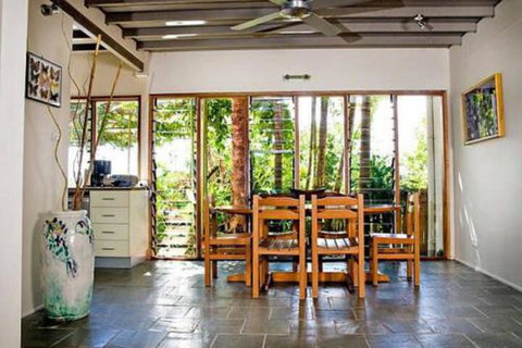 Rocky Point Retreat - Accommodation QLD 6