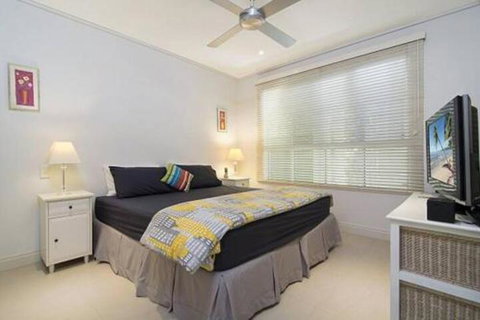 Whispering Palms - Accommodation QLD 1