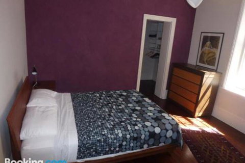 The Russell House - Accommodation QLD 7