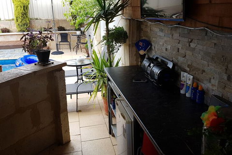 Ocean Reef Homestay - Accommodation QLD 3