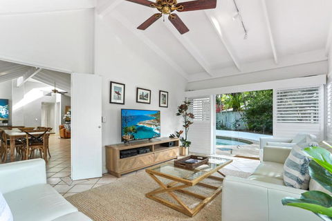 Island Living In The Heart Of Noosa - Accommodation QLD 4