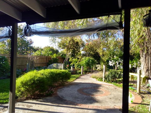 Friends Holiday House - Accommodation QLD 6