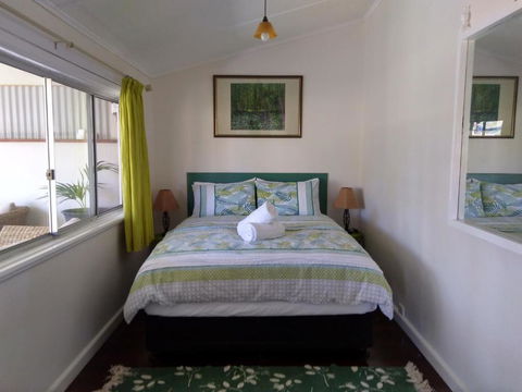 Friends Holiday House - Accommodation QLD 1
