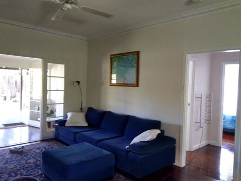 Friends Holiday House - Accommodation QLD 5