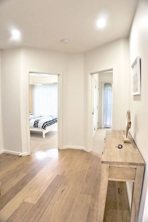 Rolling Waves 1 - Accommodation QLD 1