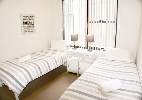 Rolling Waves 1 - Accommodation QLD 6