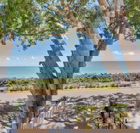 Seascape Luxury Beachfront Holiday House - Accommodation QLD
