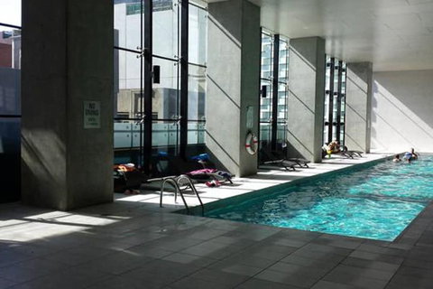 C3CBD Melbourne Apartment - Accommodation QLD 1