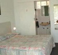 Bermuda Breezes Resort Motel - Accommodation QLD